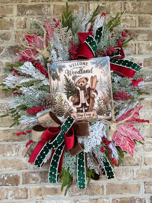 Woodland Christmas Wreath – Stay Cozy Collection