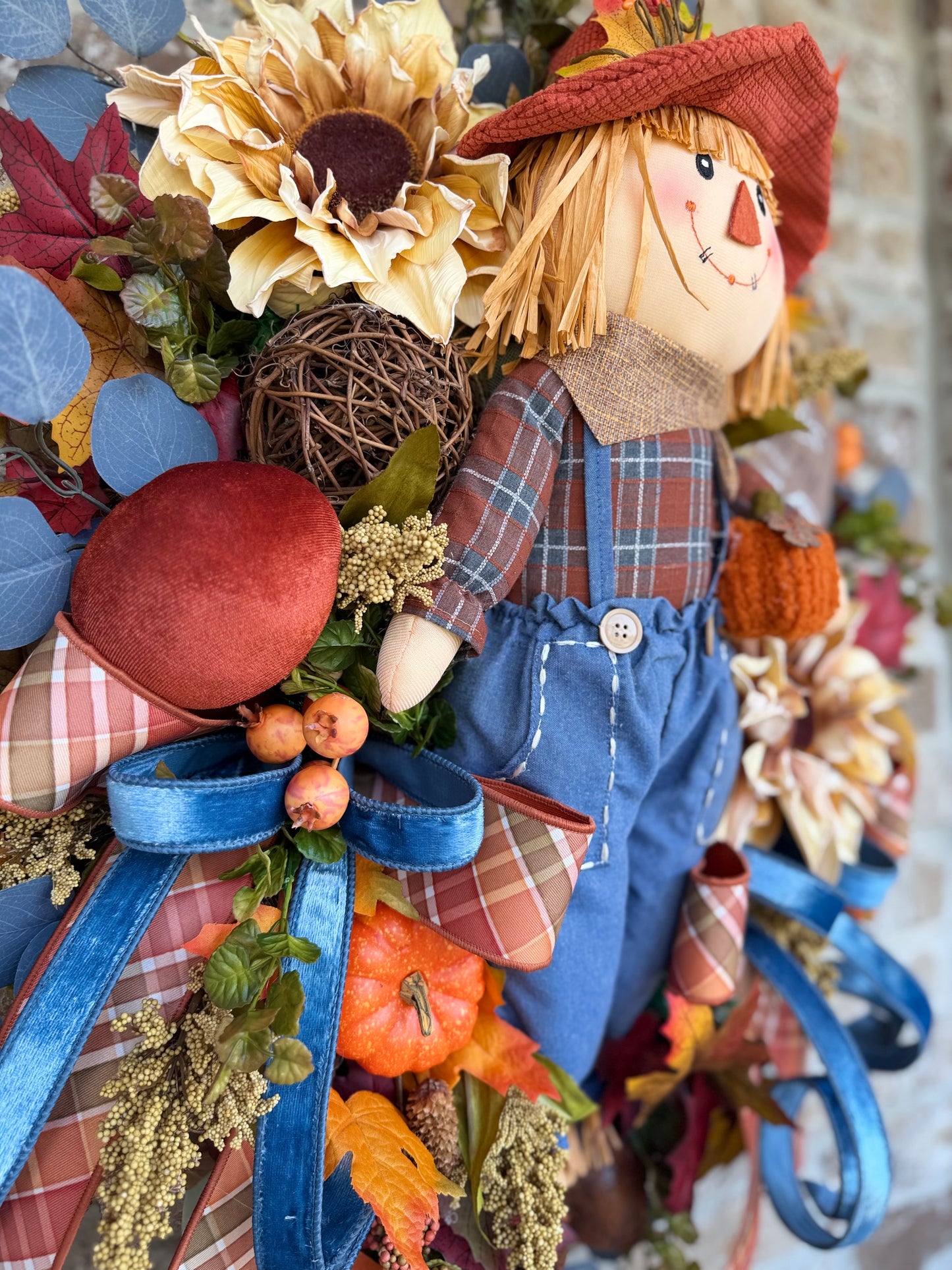 Pumpkin Pie Scarecrow