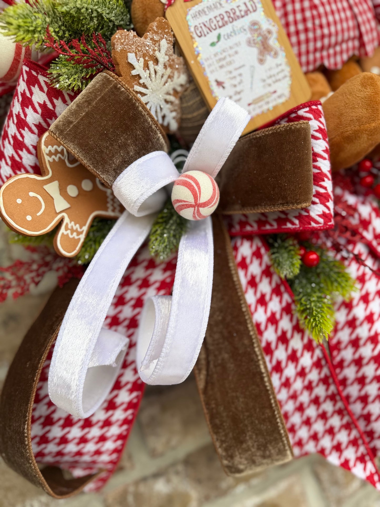 Gingerbread Peppermint Wreath