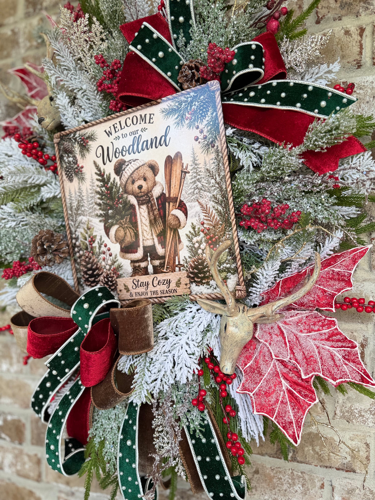 Woodland Christmas Wreath – Stay Cozy Collection