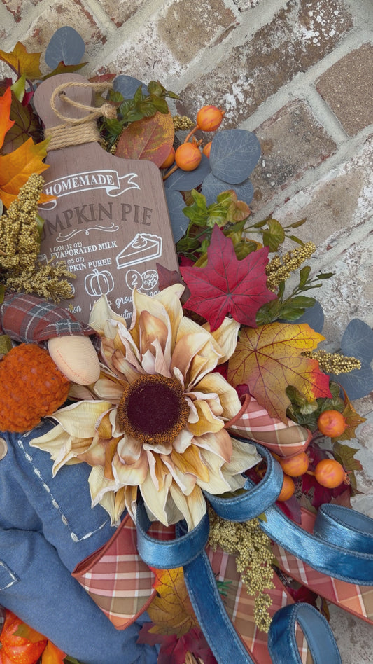 Pumpkin Pie Scarecrow